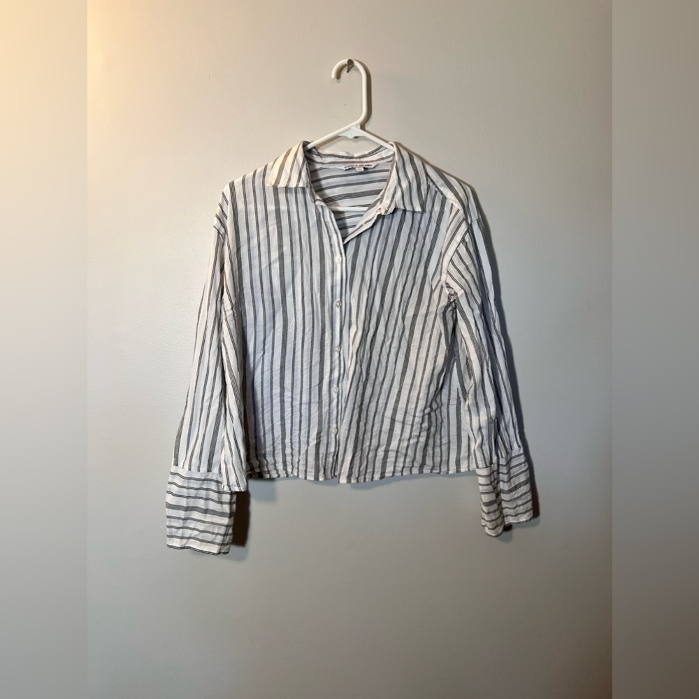 Elizabeth And James Button Down